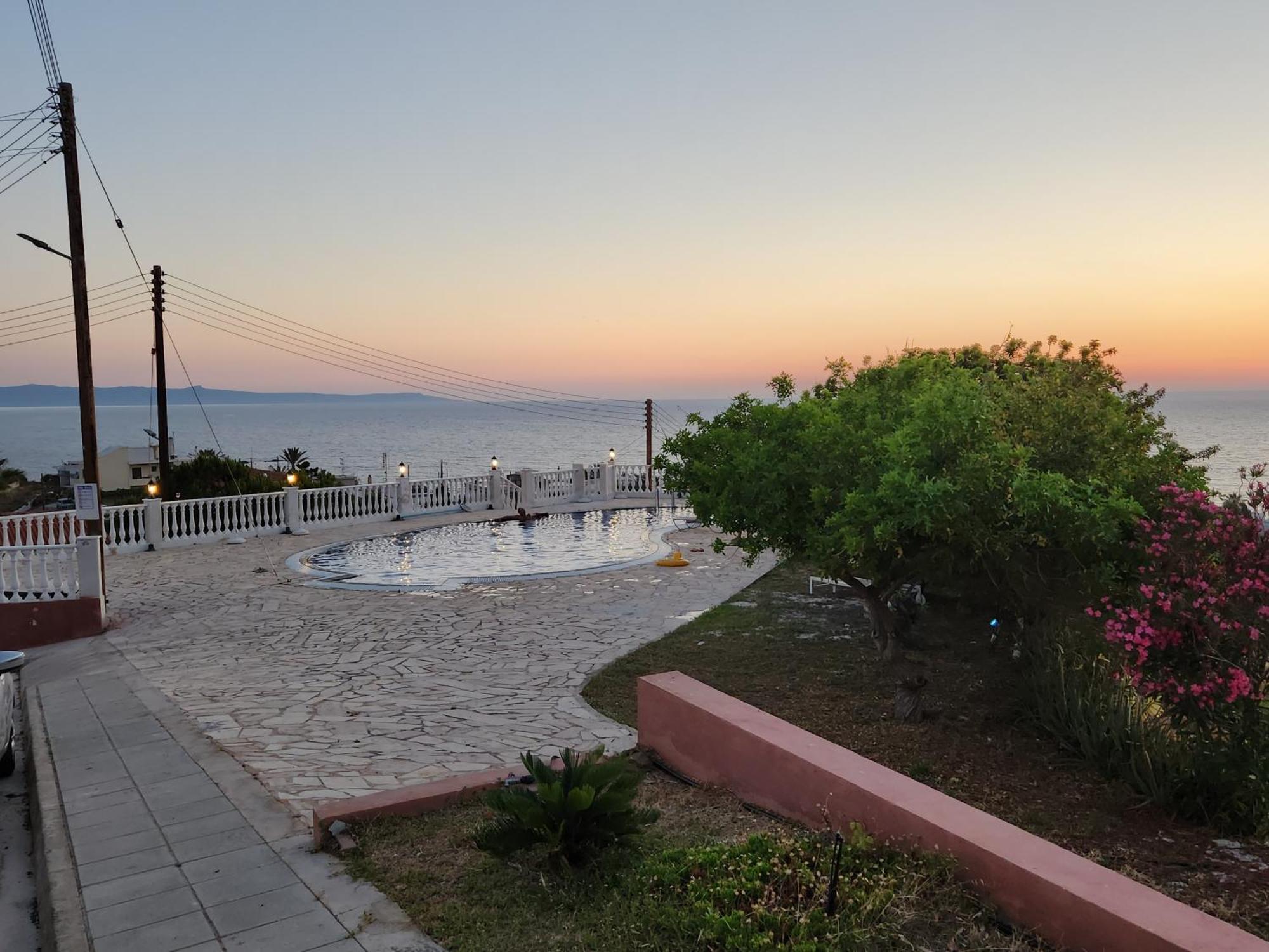 Serena Vacation Home Помос Екстер'єр фото